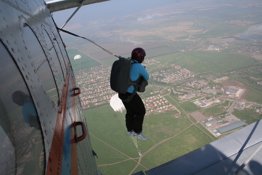 Прыжки с парашютом: факты и вымысел