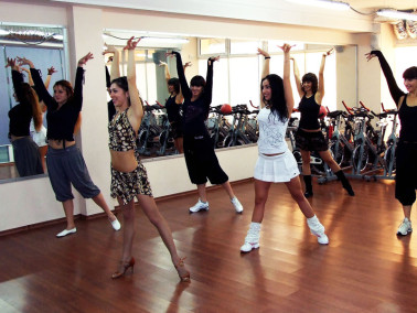 Танцевальный фитнес – особенности тренировок